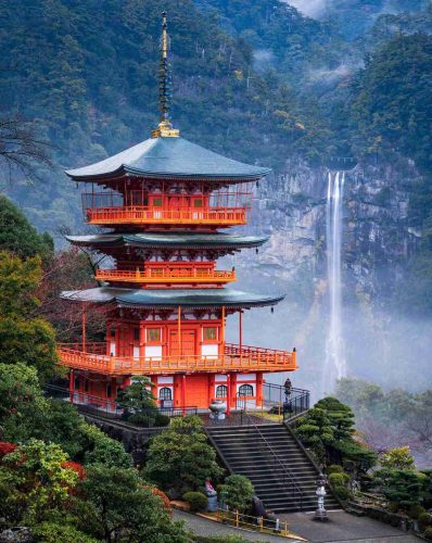 nachi-waterfall-with-red-pagoda-nachi-wakayama-2024-12-02-20-11-48-utcResized_2_11zon.jpg